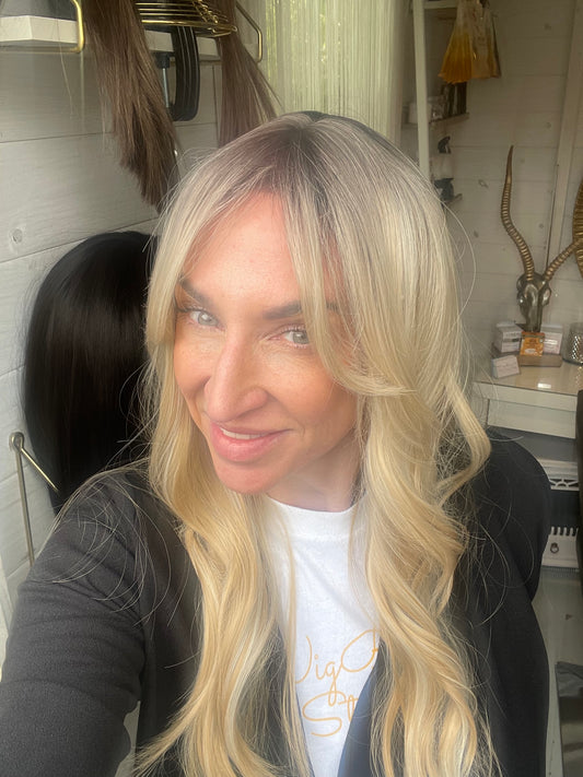 Blonde Halo Wavy with Ash Root